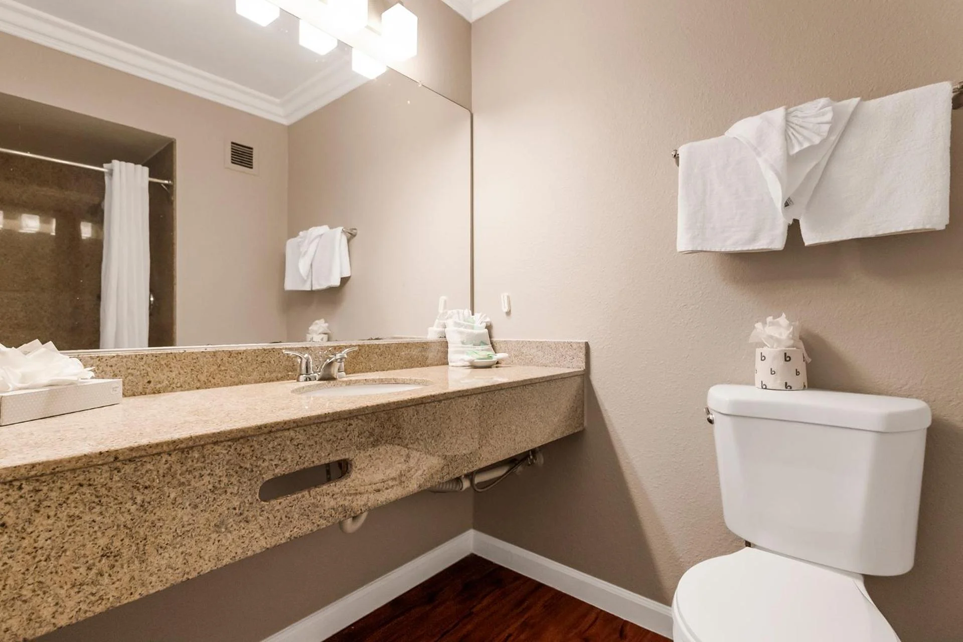 Jack London Inn